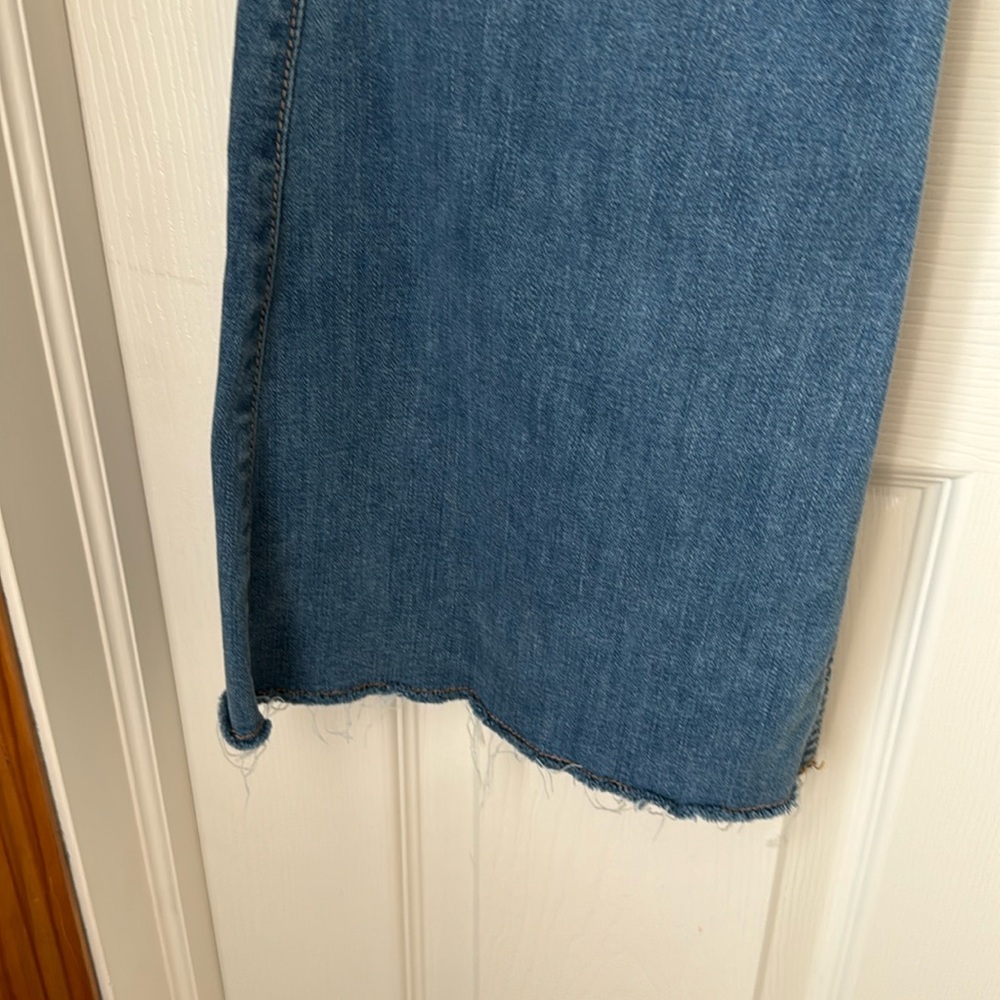 NWOT Hollister Women’s Jeans California High Rise Flare Soft Stretch size 9 - Picture 3 of 11